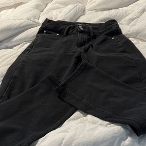 Vanilla Star black jeans. size Medium. Straight leg.